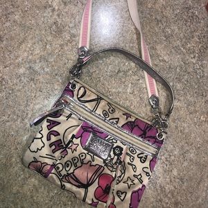 Coach poppy purse
